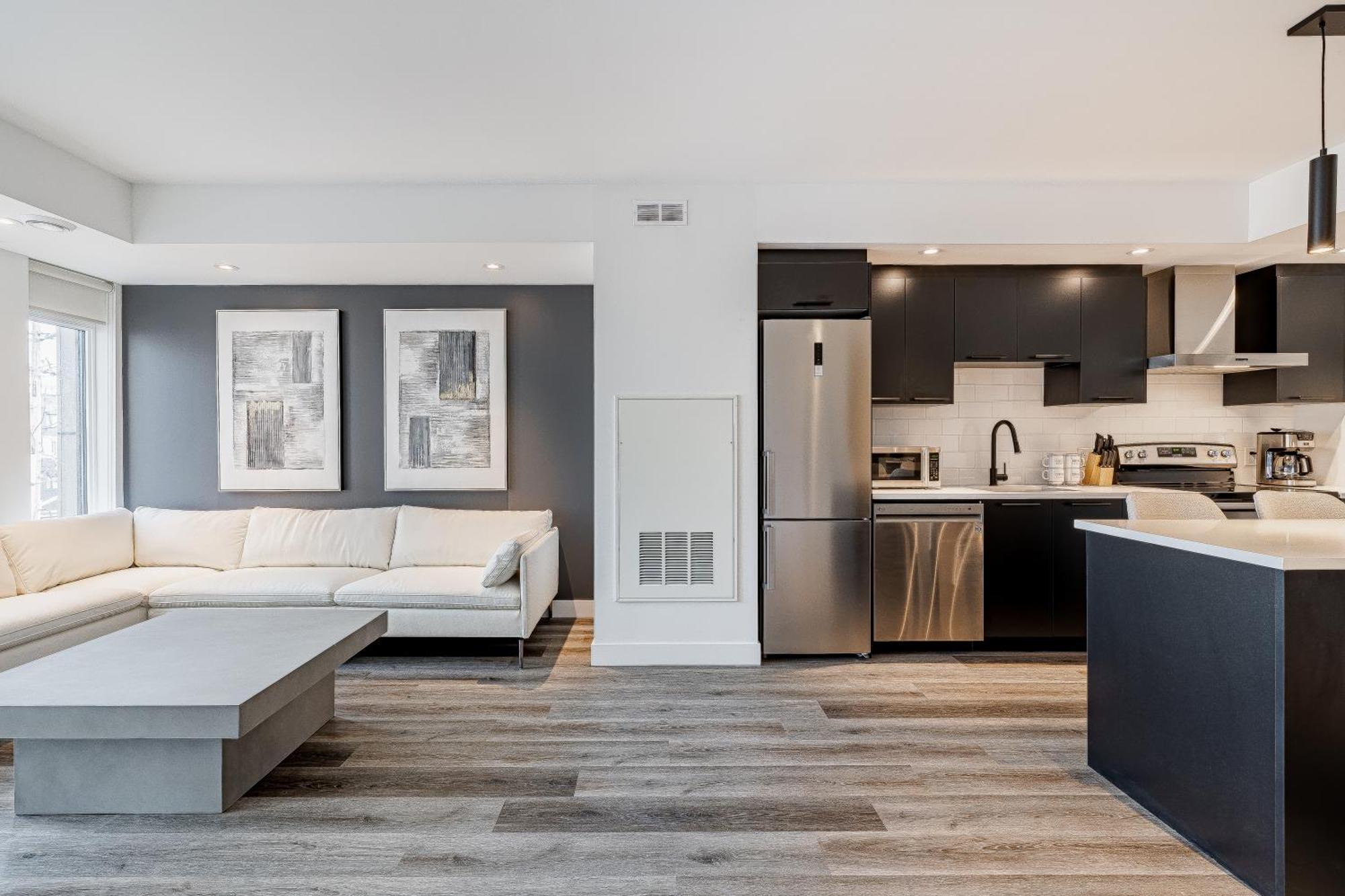 Westview Luxury *